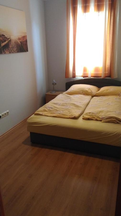 Jenny Apartman Шиофок Экстерьер фото